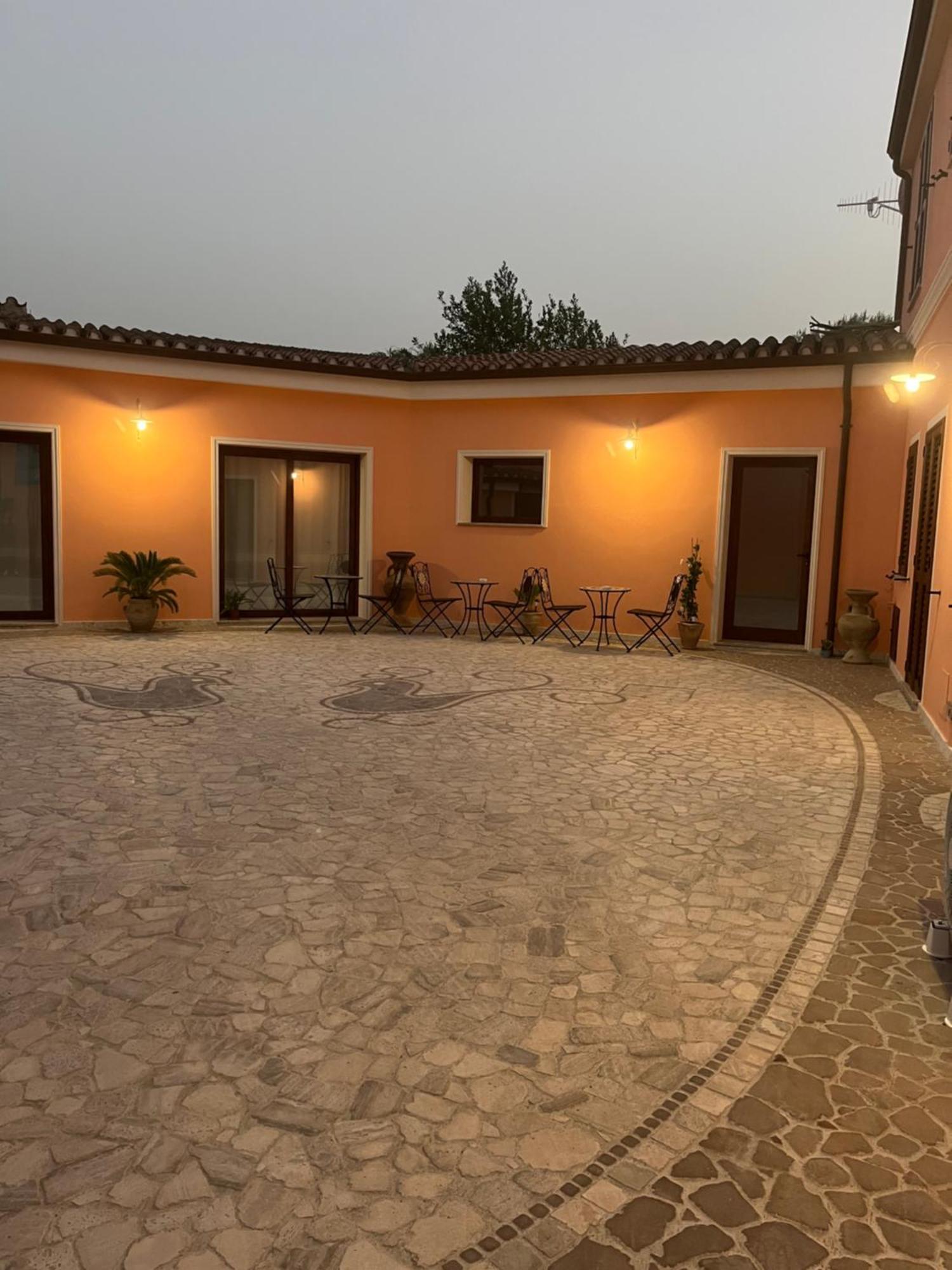 B&B Il Mandorlo San Vito  Luaran gambar