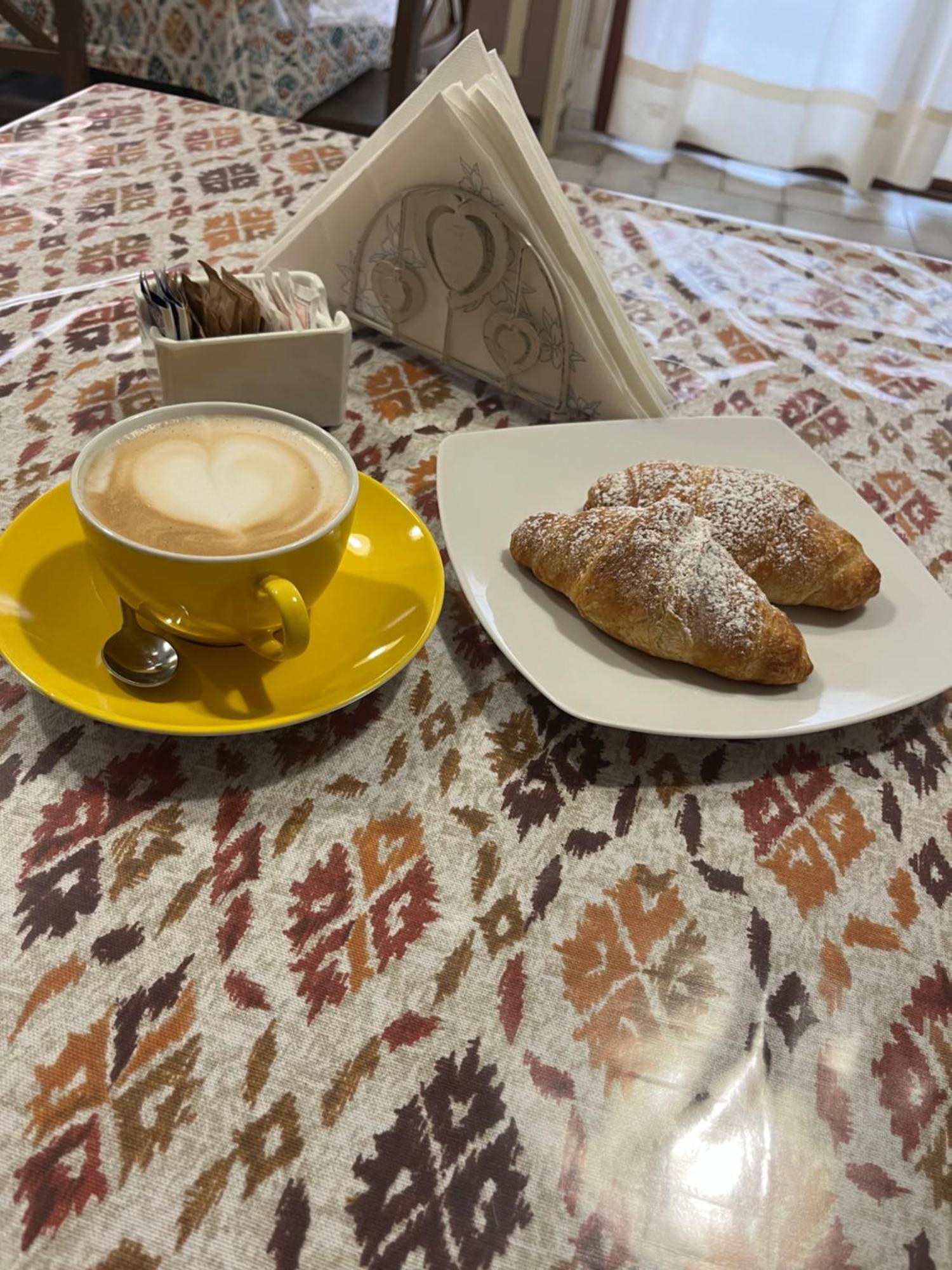 B&B Il Mandorlo San Vito  Luaran gambar