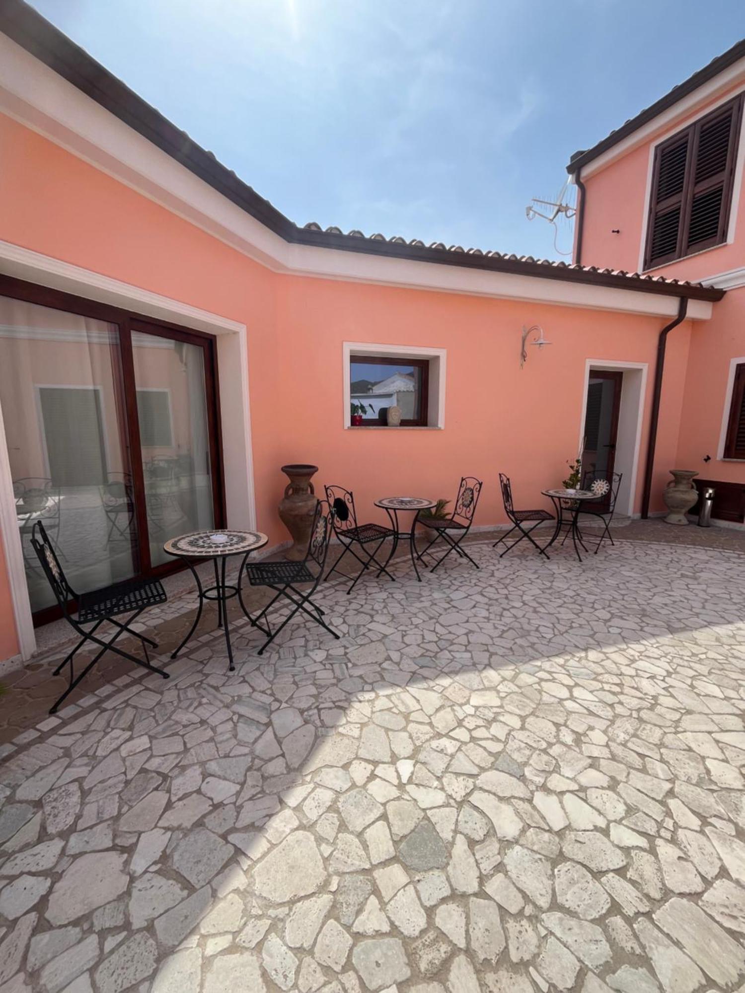 B&B Il Mandorlo San Vito  Luaran gambar